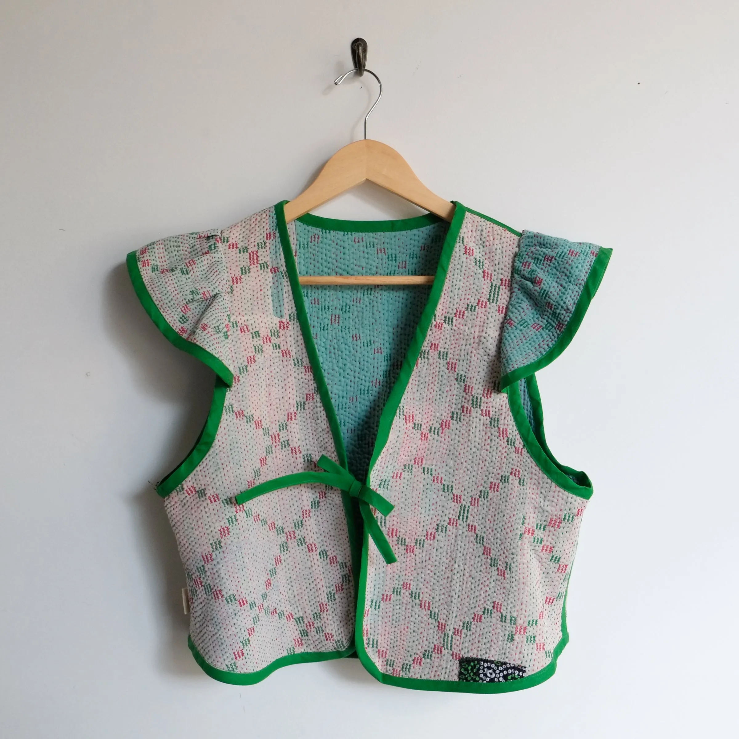 Amelia Flutter Sleeve Vest White and Mint with Lattice Embroidery M068