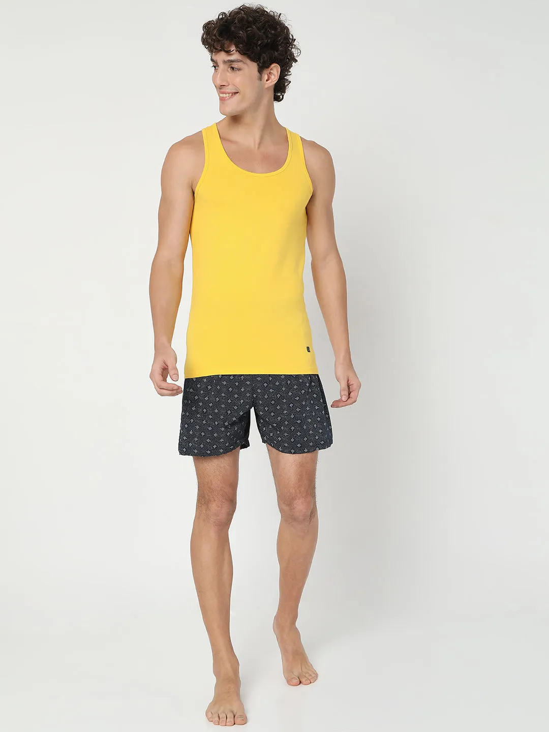 Men Premium Yellow Cotton Blend Regular Fit Vest - Underjeans By Spykar