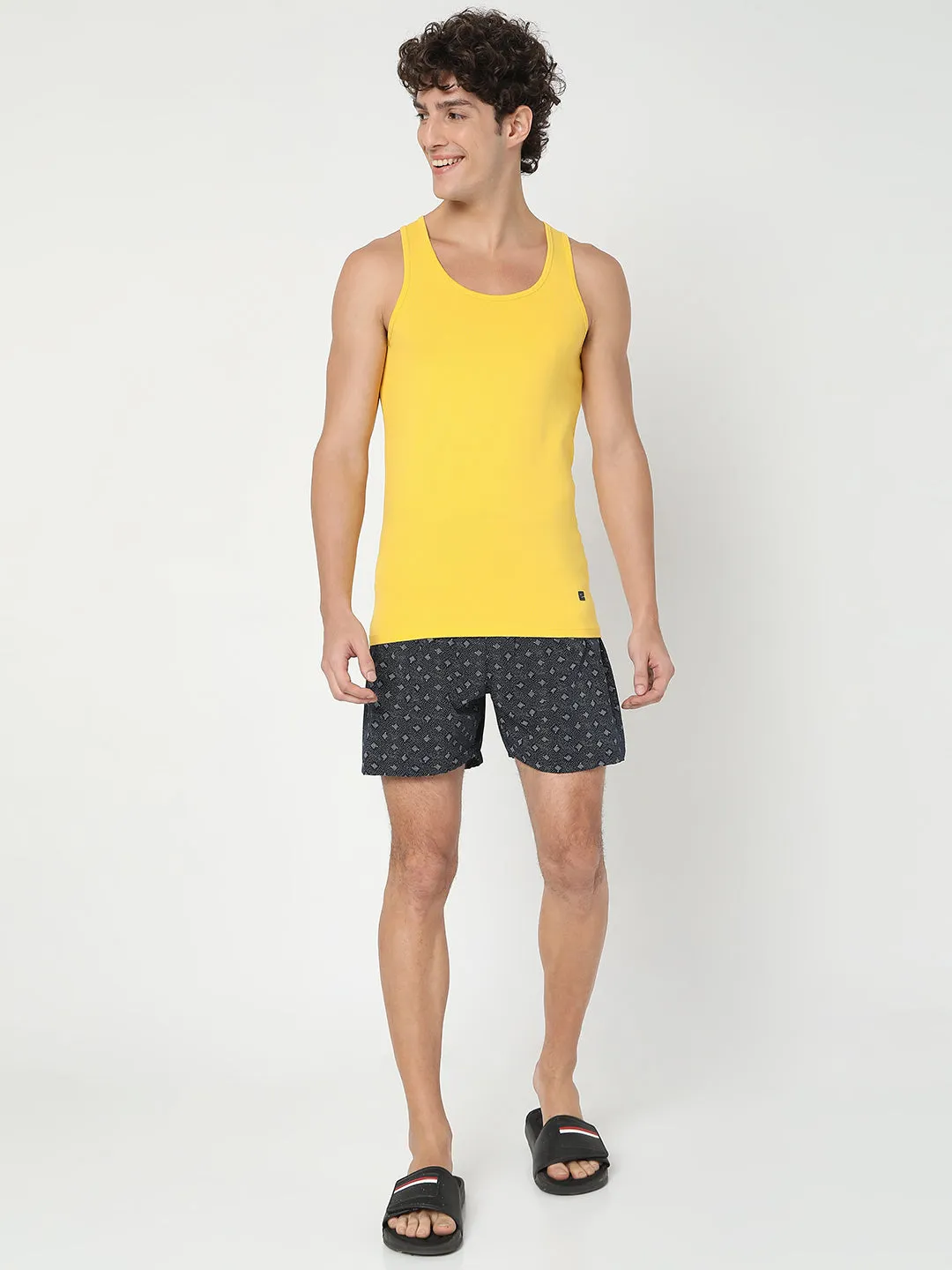 Men Premium Yellow Cotton Blend Regular Fit Vest - Underjeans By Spykar