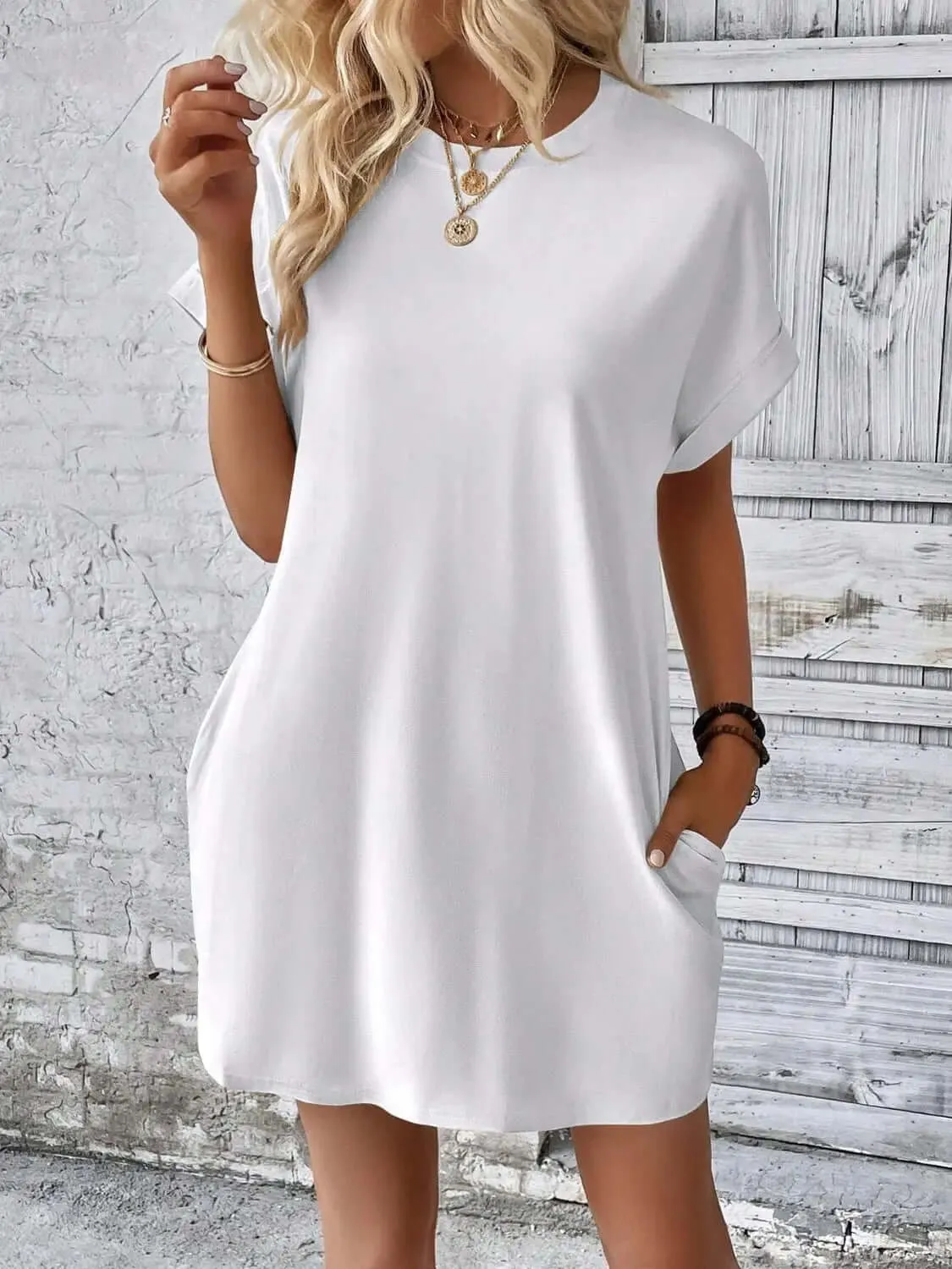 Round Neck Short Sleeve Mini Dress